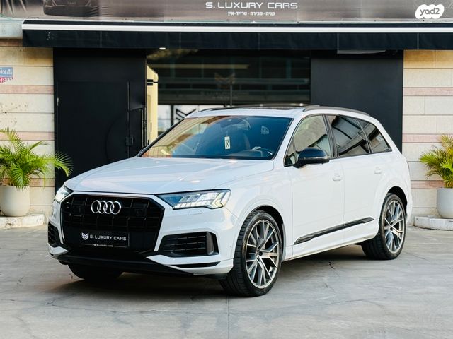 מודעת רכב אאודי Q7