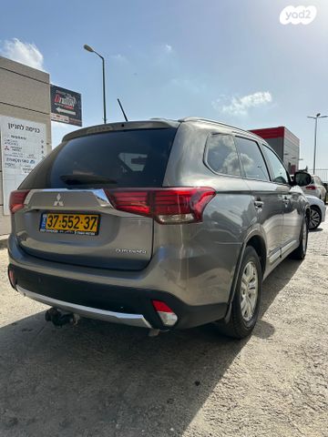 מיצובישי אאוטלנדר