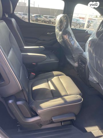 שברולט טראוורס