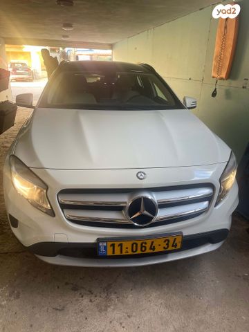 מודעת רכב מרצדס-בנץ GLA