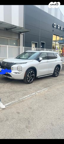 מיצובישי אאוטלנדר