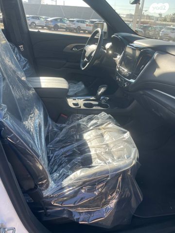 שברולט טראוורס