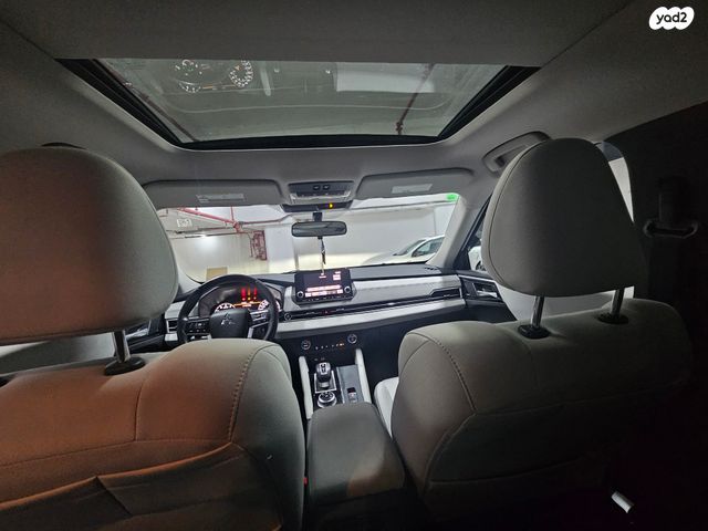 מיצובישי אאוטלנדר