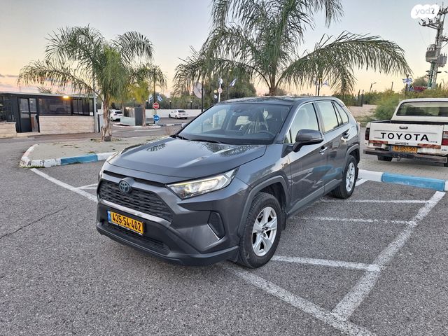 מודעת רכב טויוטה RAV4