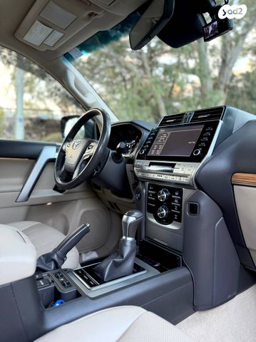 מודעת רכב טויוטה לנד קרוזר 2