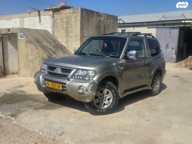 מודעת רכב מיצובישי פג'רו