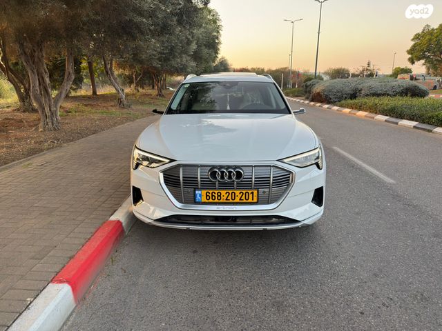 אאודי E-tron