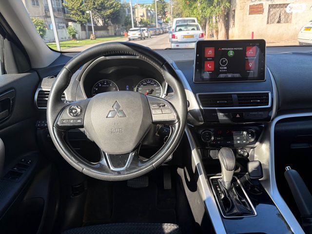 מיצובישי אקליפס קרוס