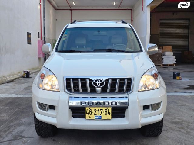 טויוטה לנד קרוזר