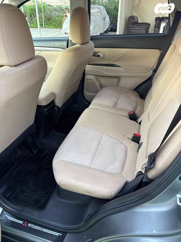 מיצובישי אאוטלנדר