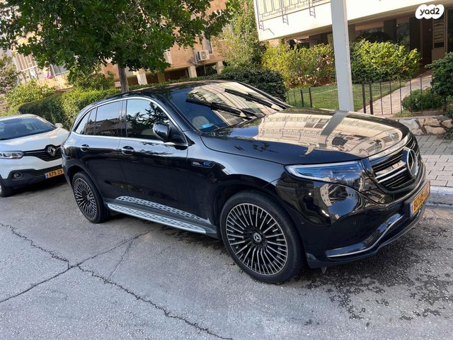 מודעת רכב מרצדס-בנץ EQC