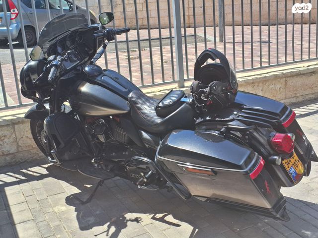 הרלי דיווידסון CVO לימיטד 1923