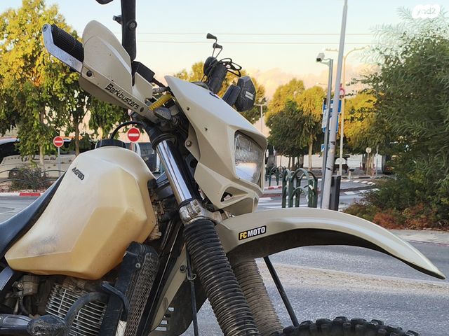 סוזוקי DR650R/RE/SE