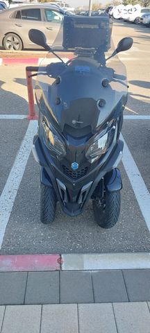 מודעת רכב פיאג'ו MP3 400