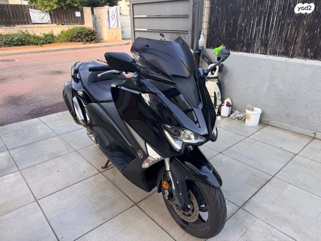 ימאהה T-Max 530