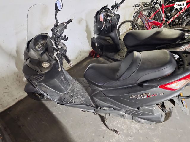 סאן יאנג ג'וי רייד 200