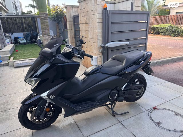 ימאהה T-Max 530