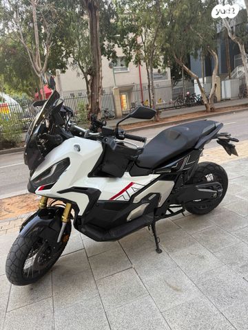הונדה X-ADV750