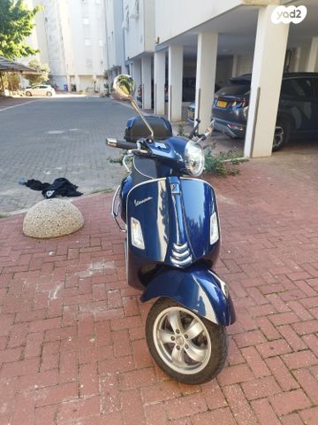 פיאג'ו וספה GTS300 סופר