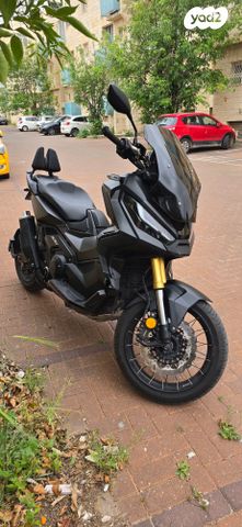 הונדה X-ADV750