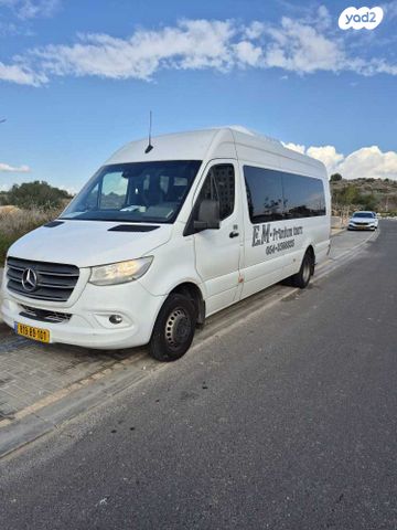 מיניבוסים ורכבי הסעות