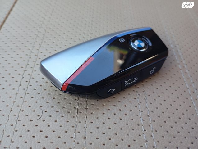 feedItemObj.data.row_1