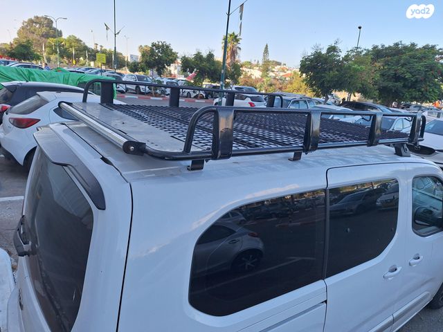 feedItemObj.data.row_1