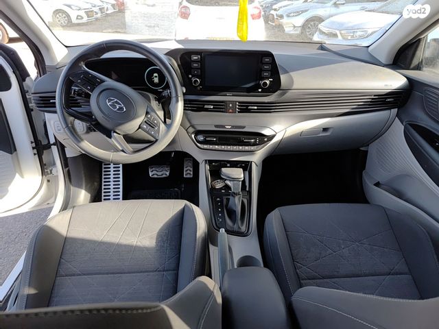 יונדאי באיון