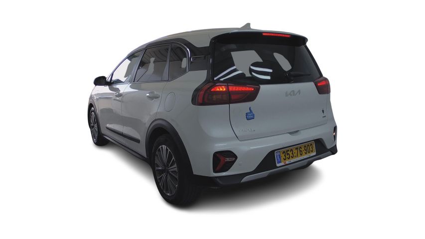 קיה נירו פלוס