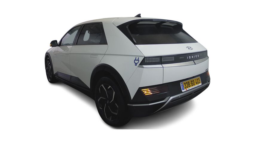 יונדאי איוניק 5