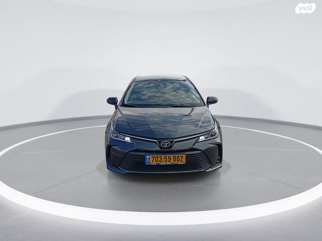 טויוטה קורולה