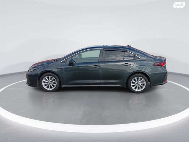 טויוטה קורולה