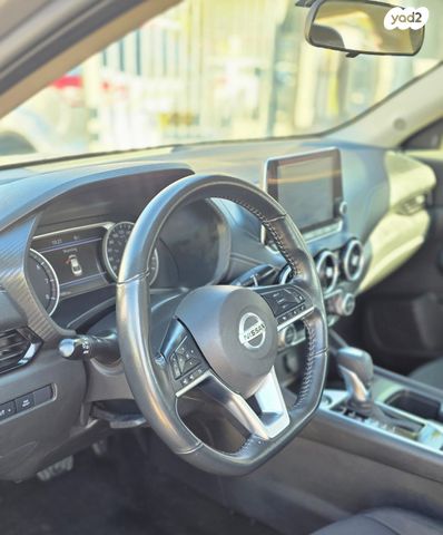 ניסאן סנטרה