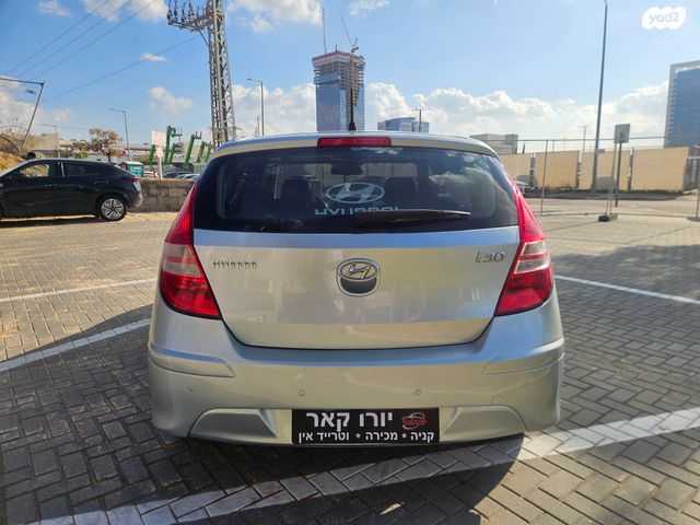 יונדאי i30