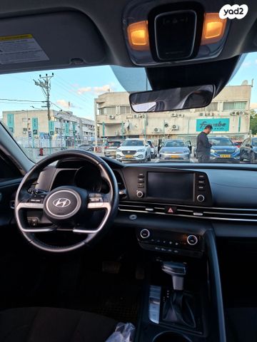 יונדאי אלנטרה