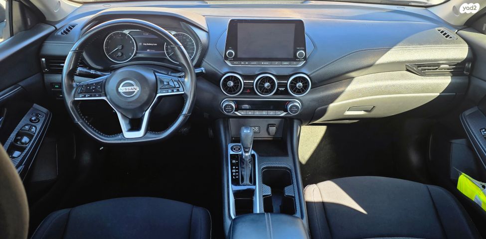 ניסאן סנטרה