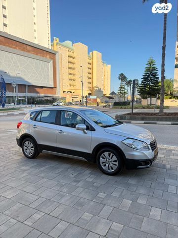 סוזוקי קרוסאובר