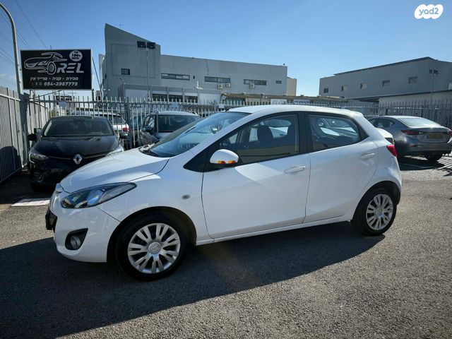 מודעת רכב מאזדה 2 1