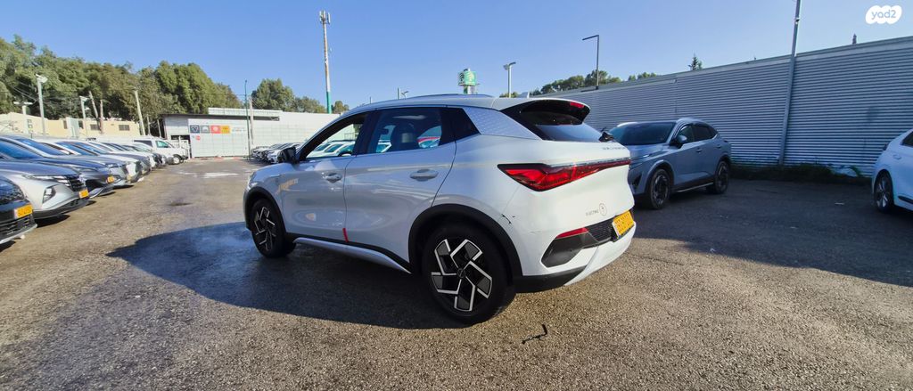 בי.ווי.די אטו 3