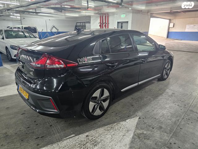 יונדאי איוניק