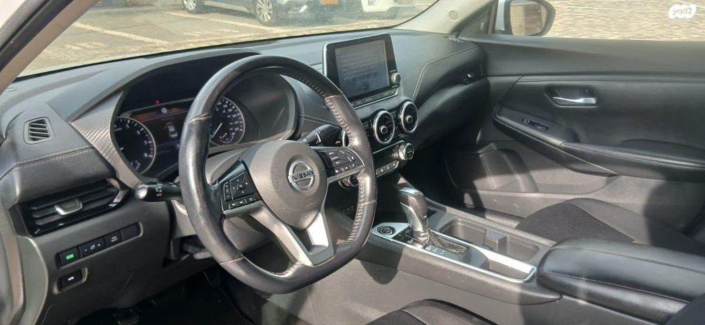 ניסאן סנטרה