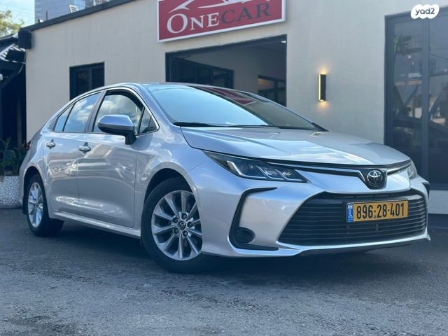 מודעת רכב טויוטה קורולה