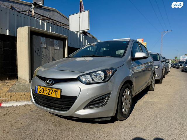 מודעת רכב יונדאי i20