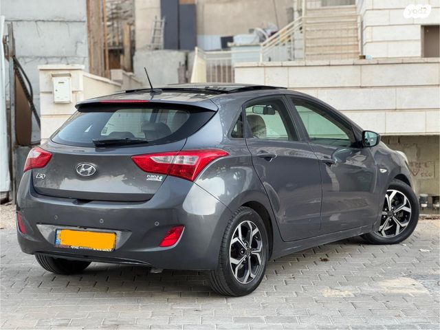 יונדאי i30