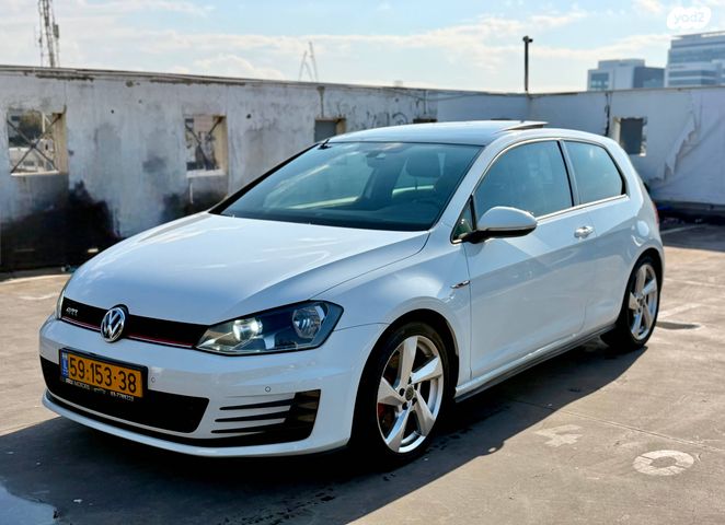 מודעת רכב פולקסווגן גולף