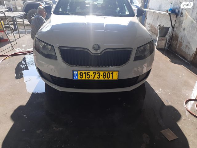 סקודה אוקטביה