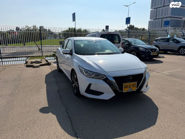 ניסאן סנטרה