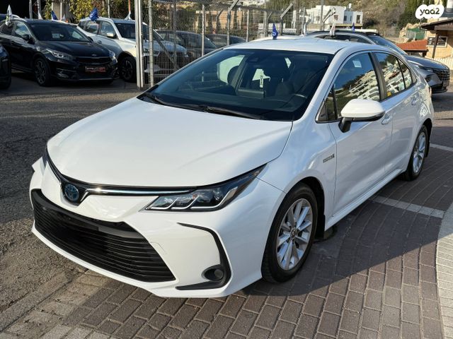 מודעת רכב טויוטה קורולה