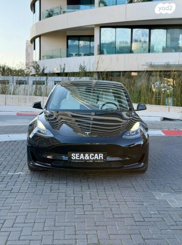 טסלה מודל 3