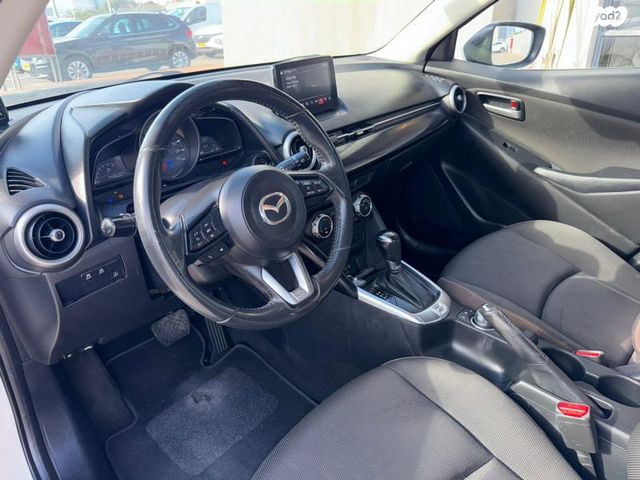 מודעת רכב מאזדה 2 1